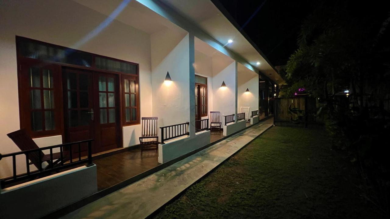 Sea Pink Residence Bentota Exterior foto